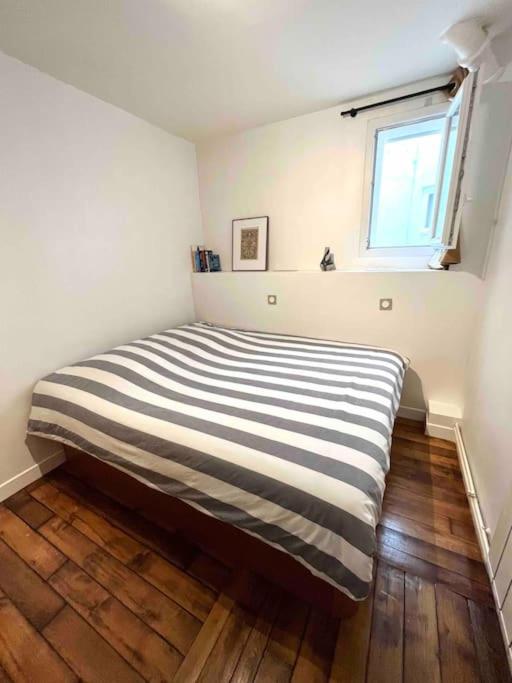 Au Calme A Montmartre 40m2 * Parijs